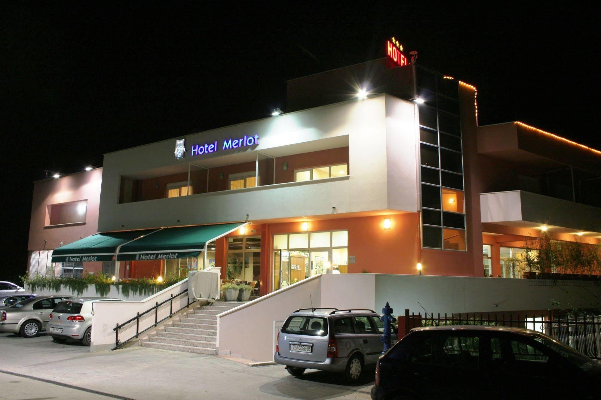 Hotel Merlot Opuzen  Dış mekan fotoğraf