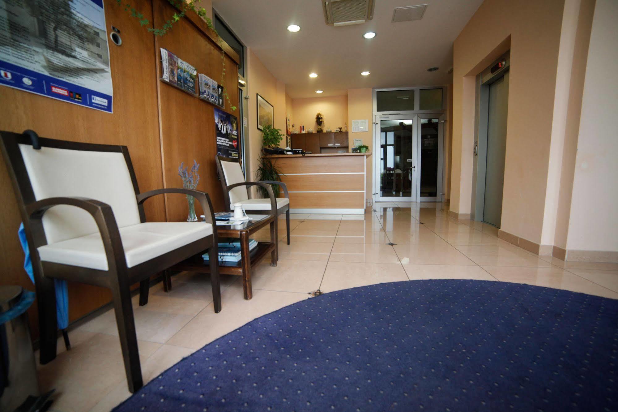 Hotel Merlot Opuzen  Dış mekan fotoğraf