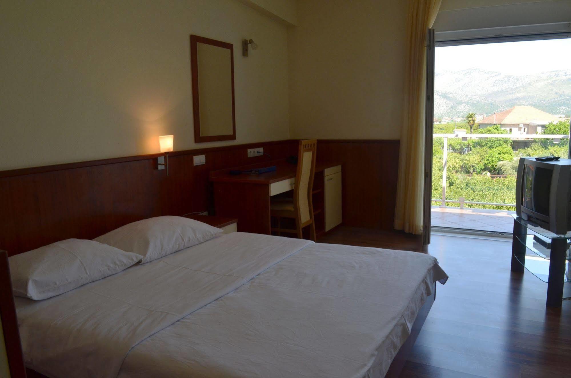 Hotel Merlot Opuzen  Dış mekan fotoğraf